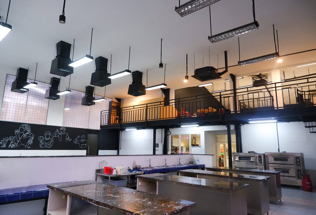 Kitchen mezzanine