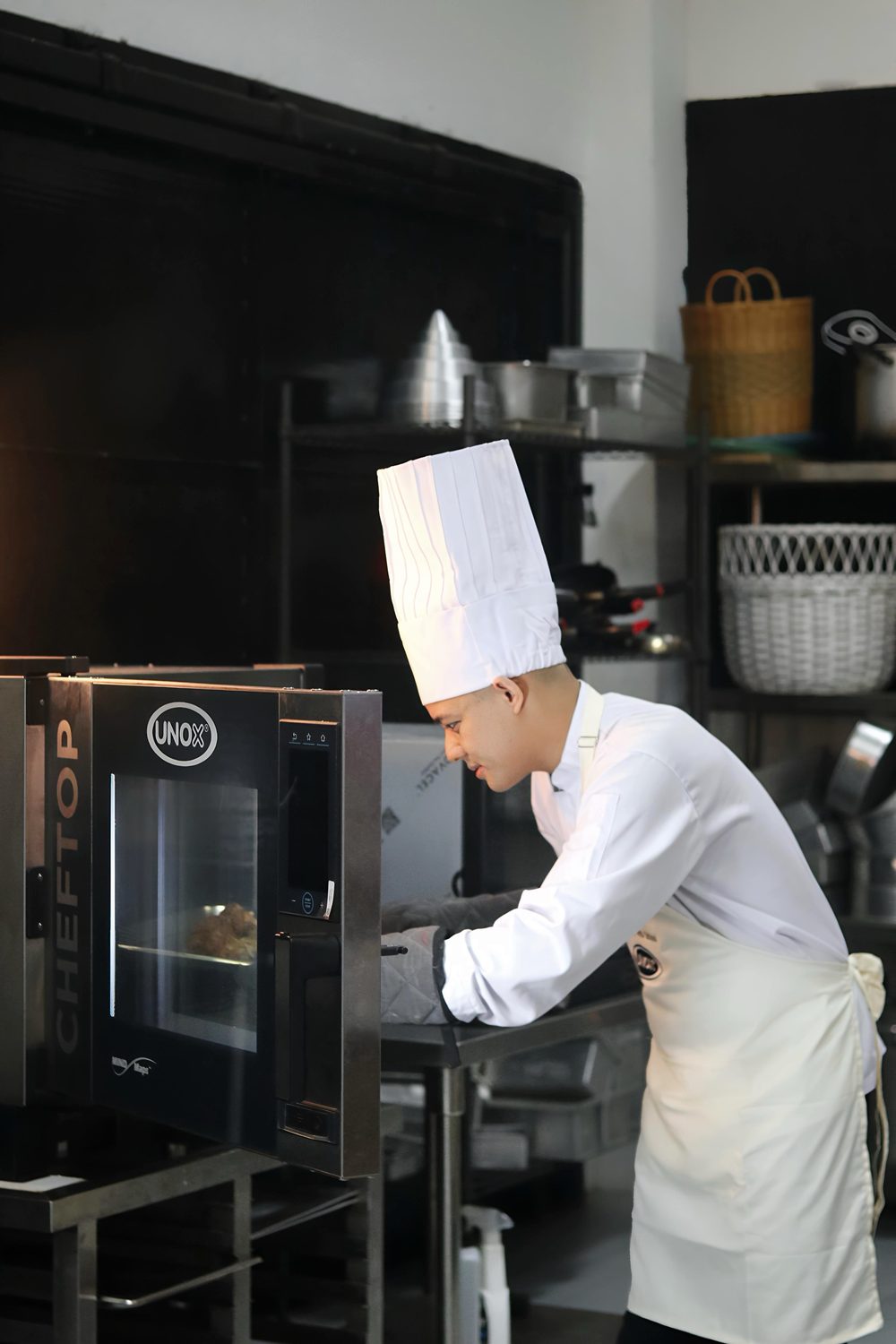 Student in chef whites